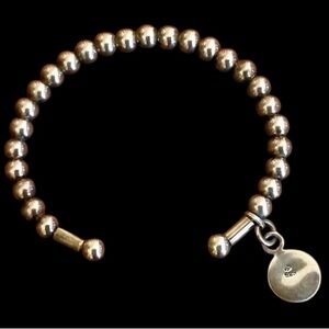 In like new condition RARE Silpada Sterling Silver Cuff Bracelet B0744